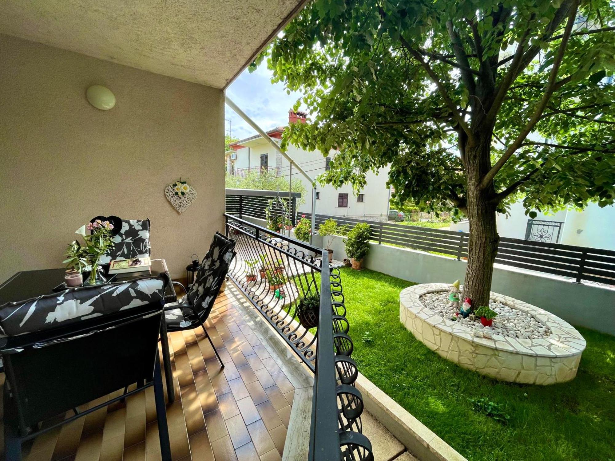 Apartment Adri Rovinj Buitenkant foto