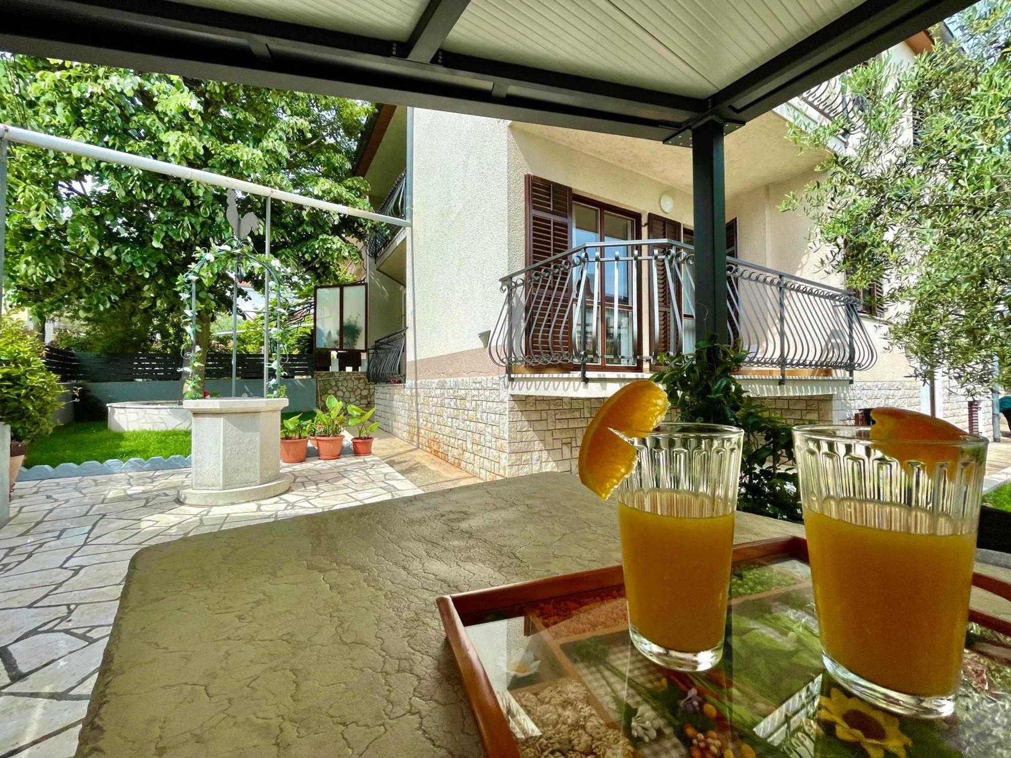 Apartment Adri Rovinj Buitenkant foto