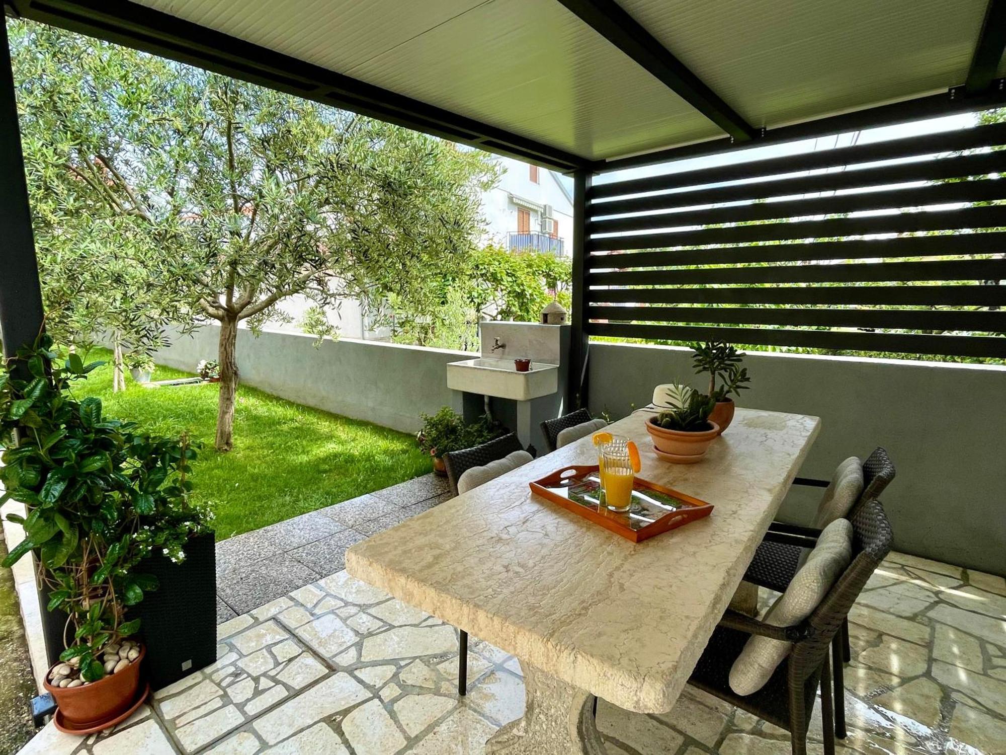 Apartment Adri Rovinj Buitenkant foto